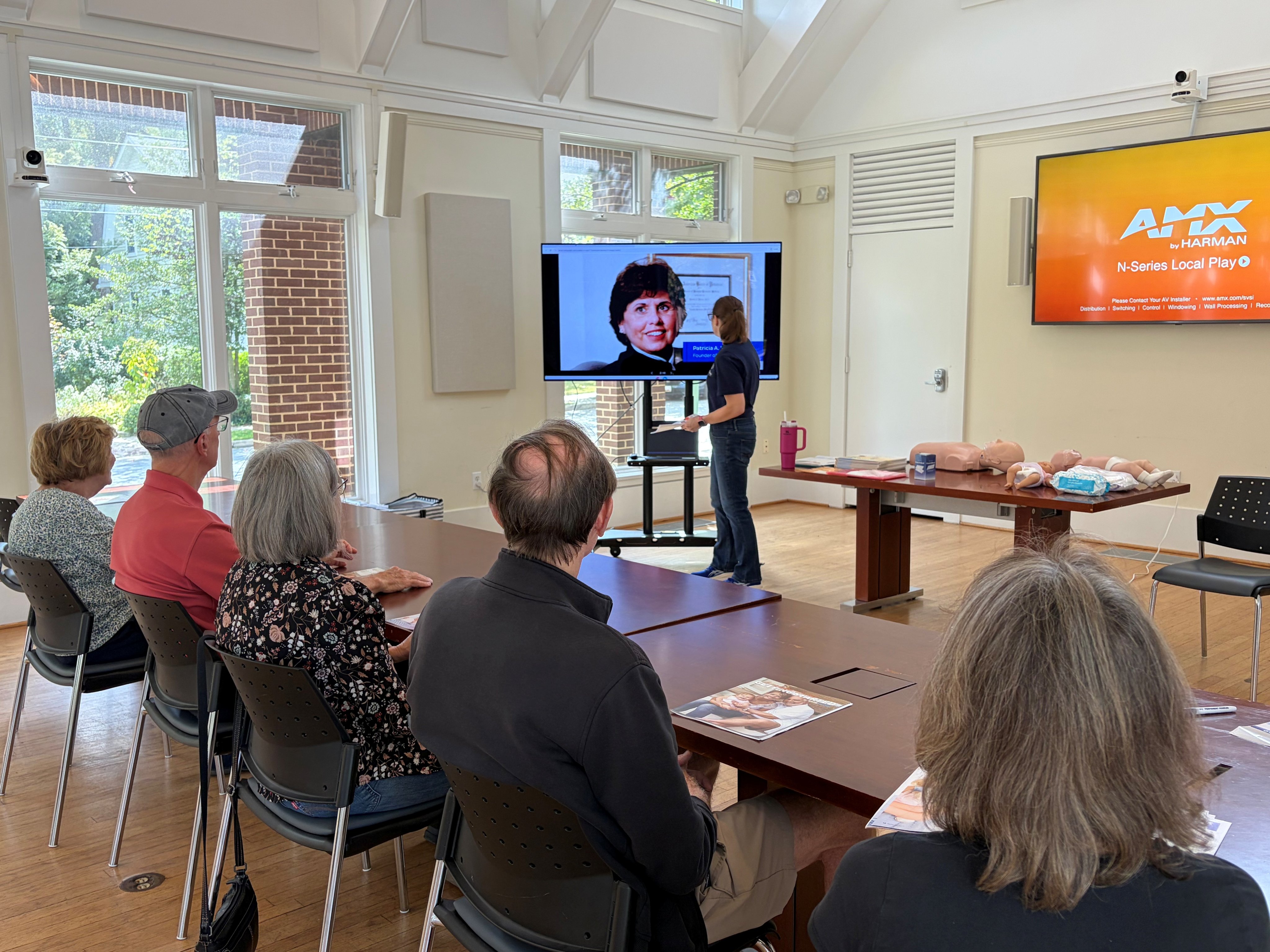 A Mindful Beginnings grandparents class in session